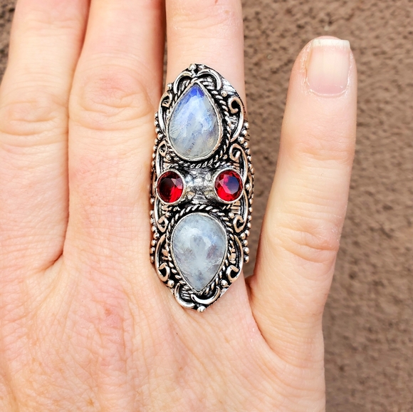 New Rainbow Moonstone & Garnet 925 Silver Statement Ring. - Picture 13 of 14